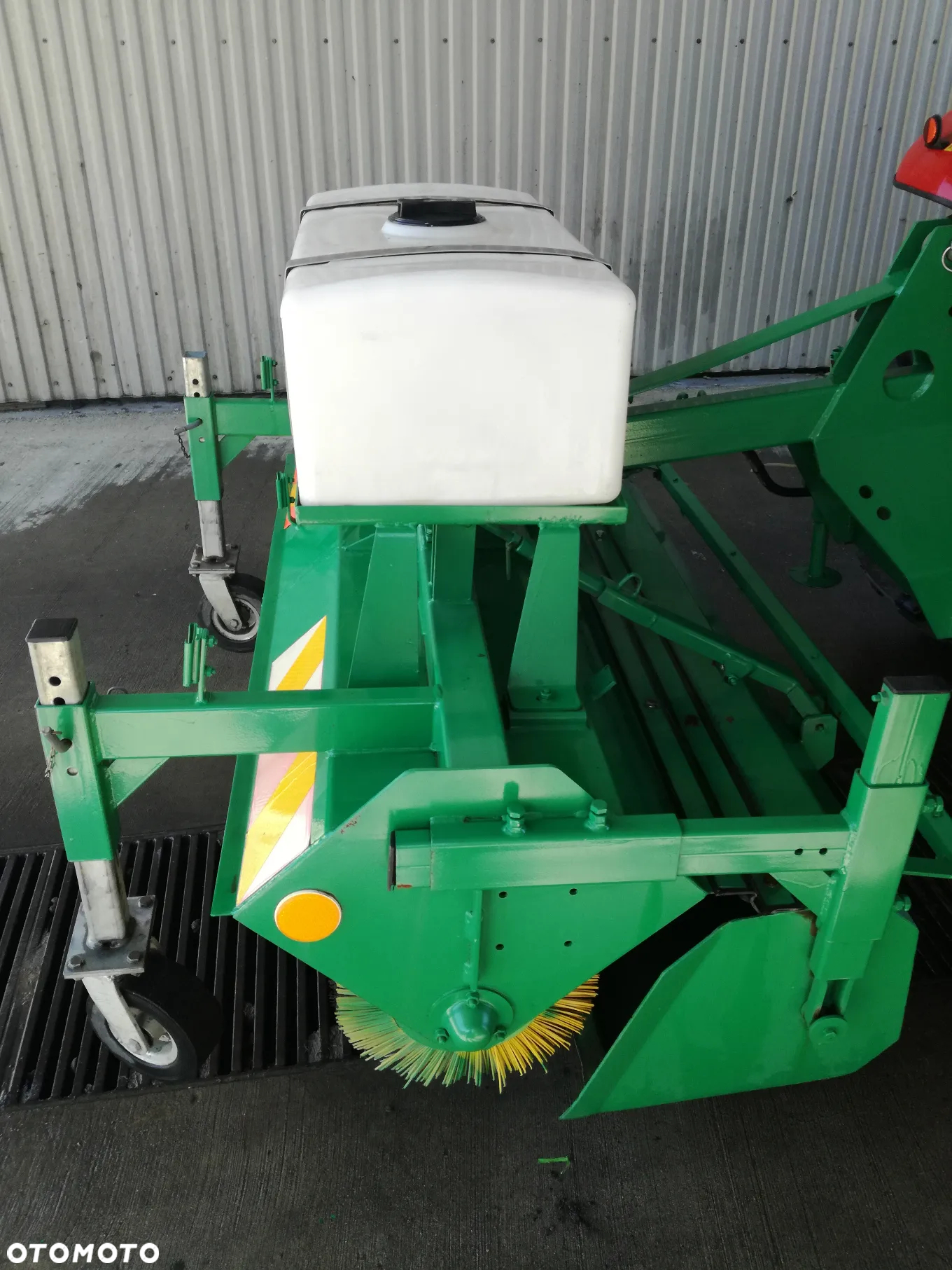 Inny POM Augustów T801 - 3