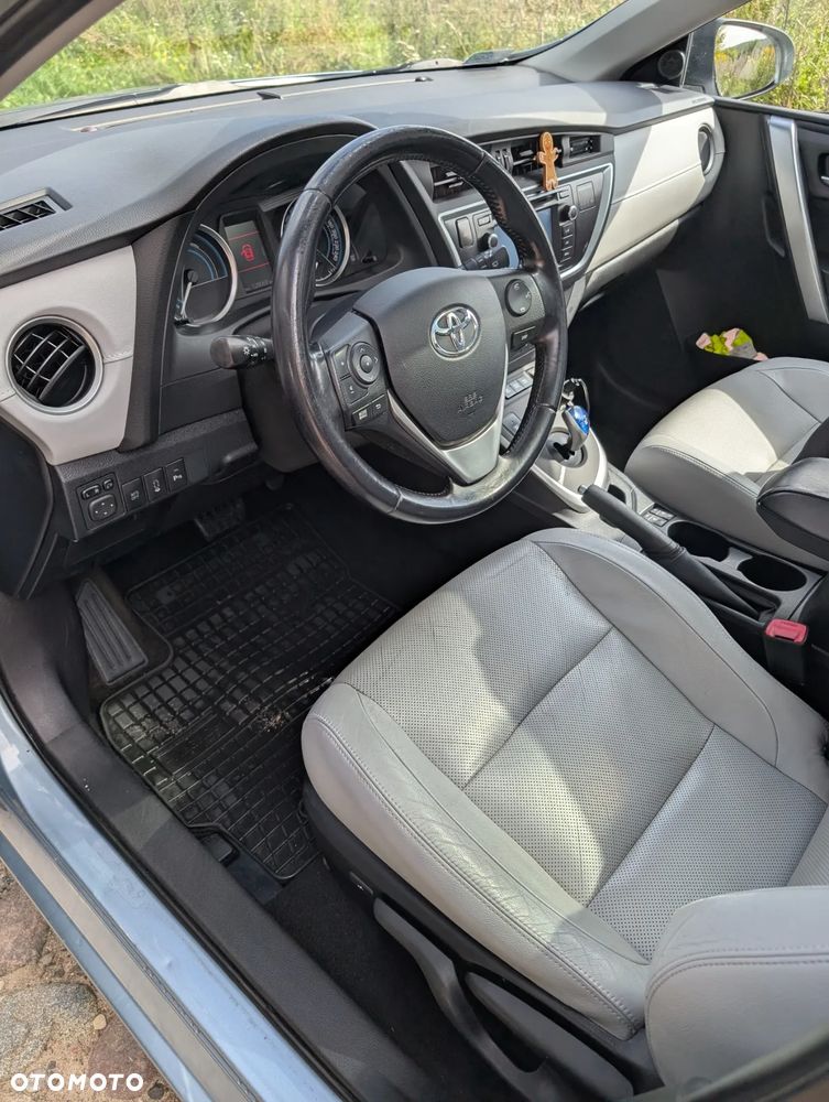 Toyota Auris - 6