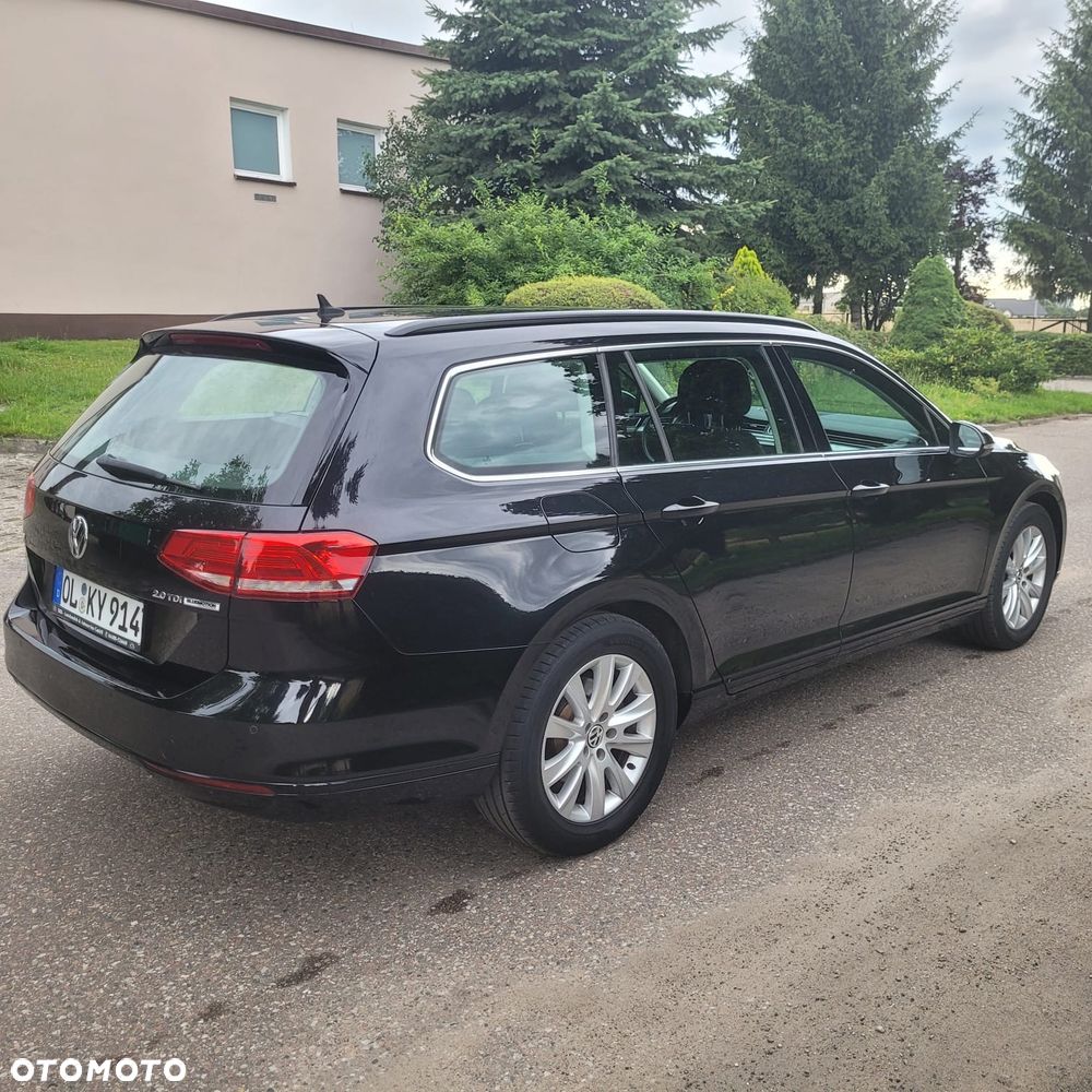 Volkswagen Passat - 9