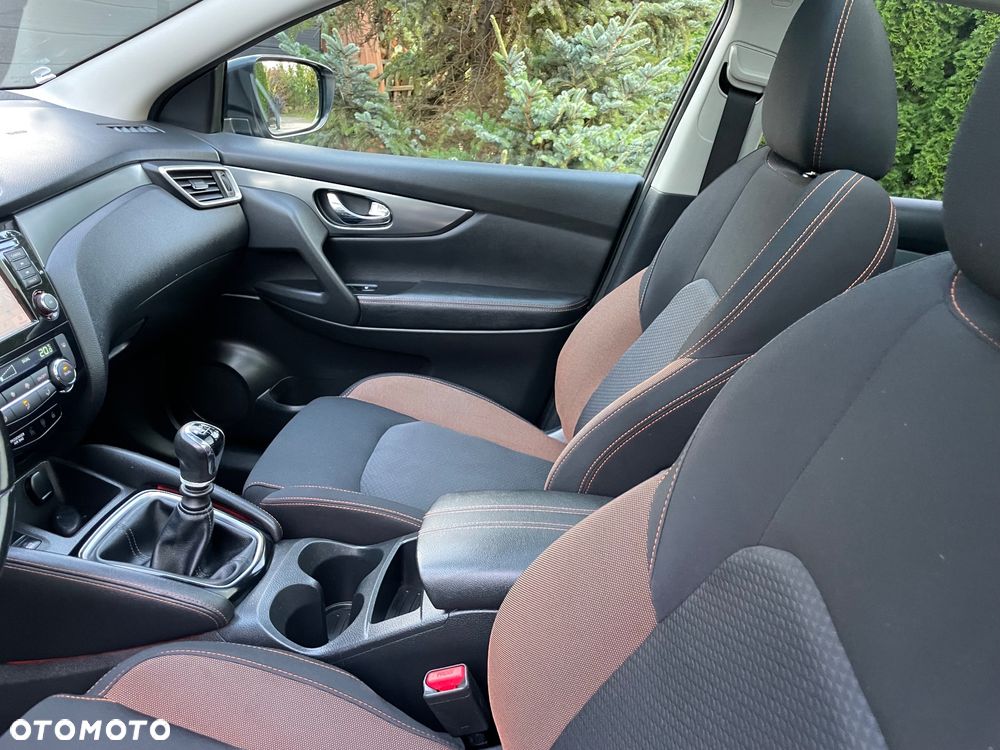 Nissan Qashqai 1.7 dCi N-MOTION - 29