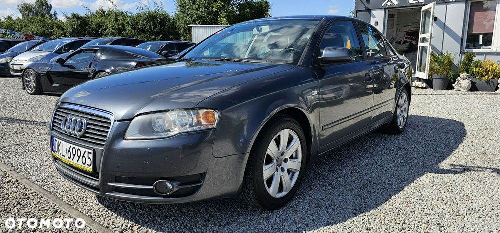 Audi A4 Limousine - 29