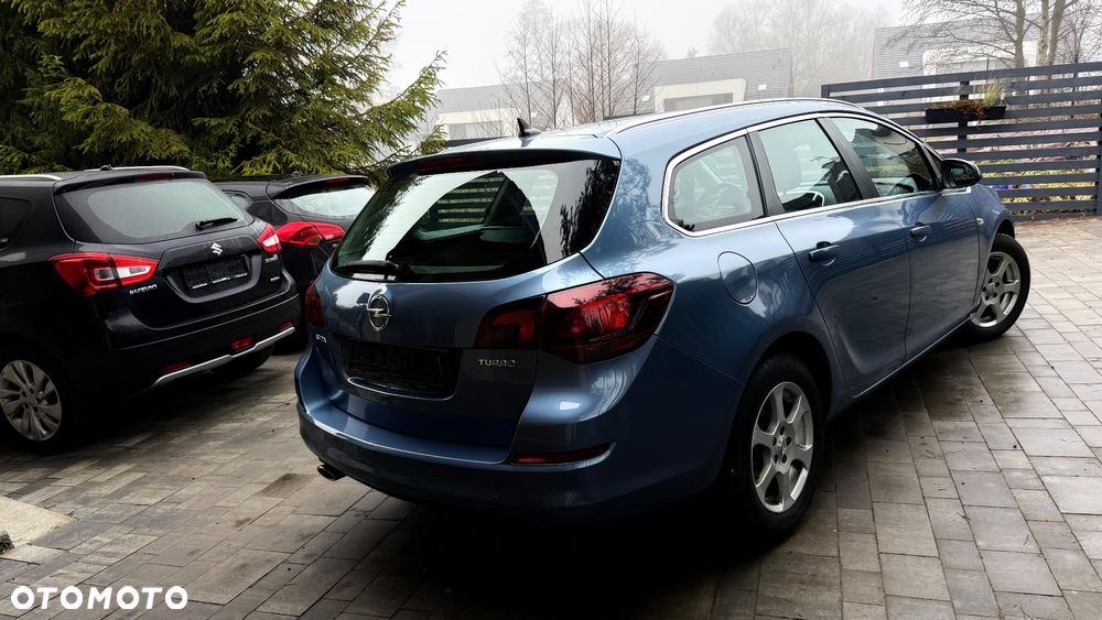 Opel Astra 1.4 Turbo Cosmo - 3