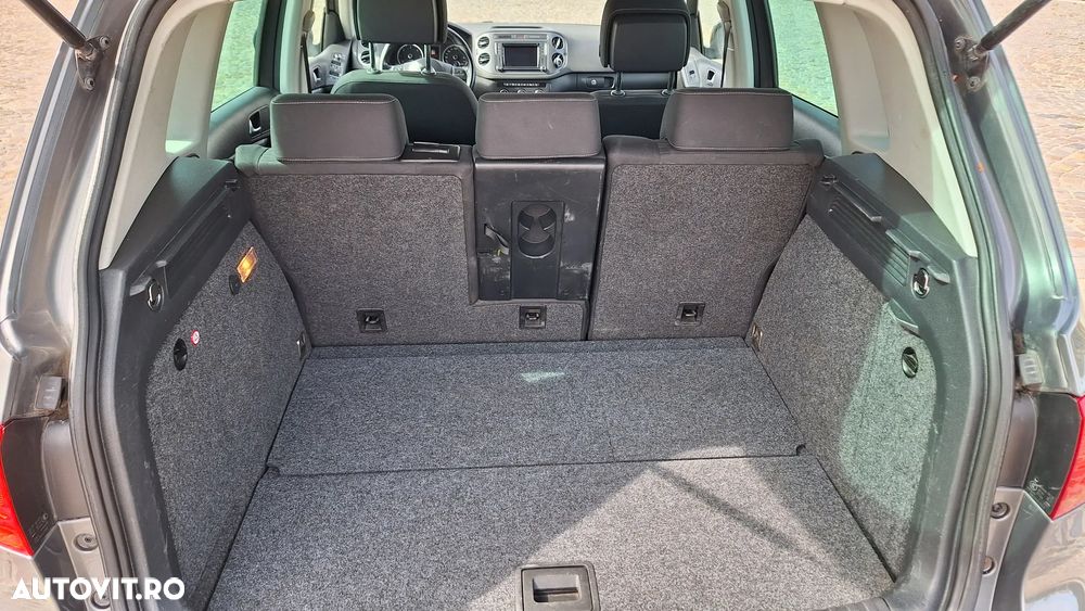Volkswagen Tiguan - 17