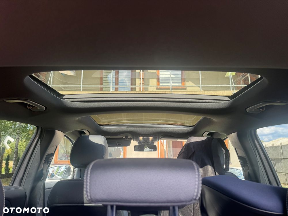 Mercedes-Benz GLA 200 - 7