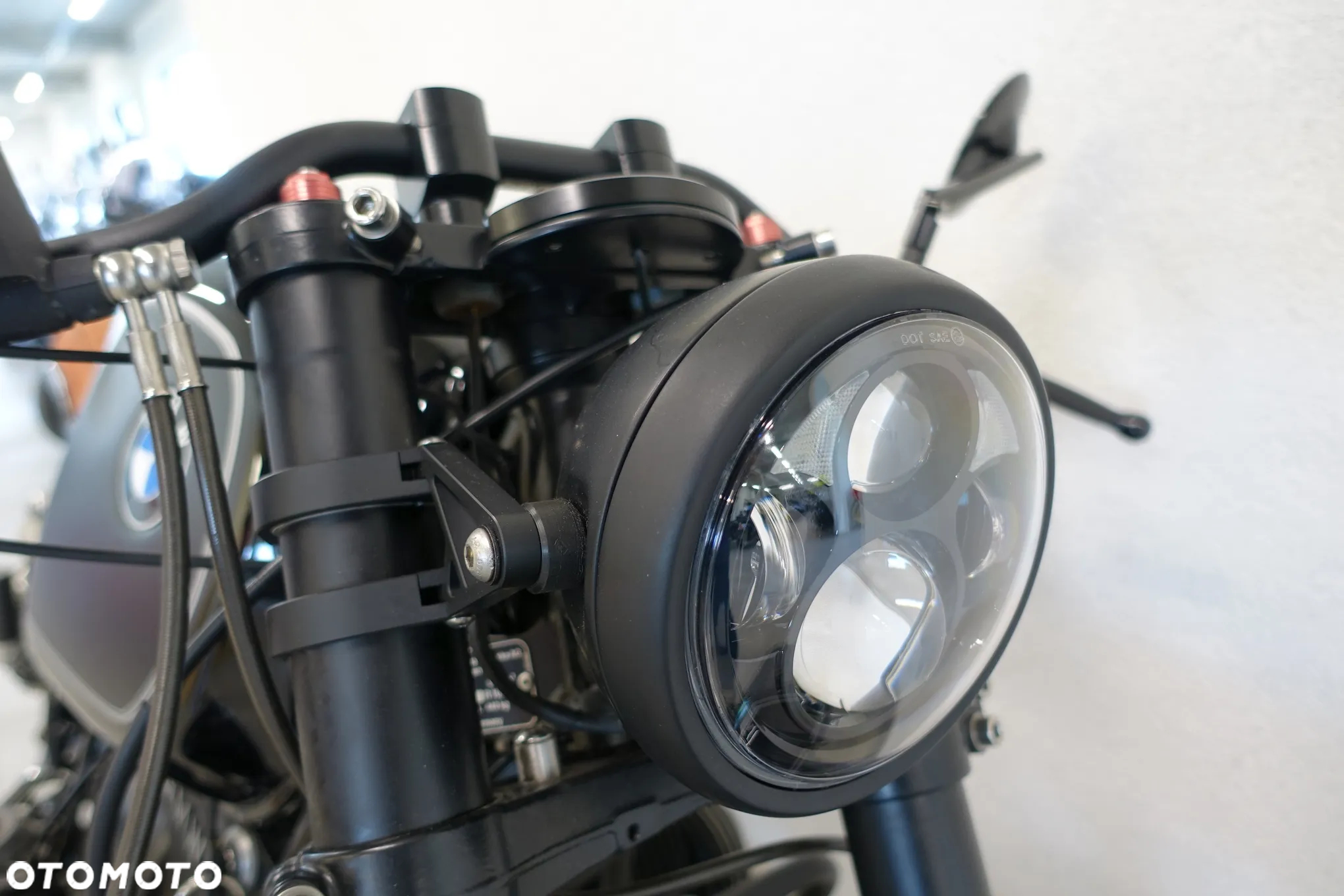 BMW R - 37