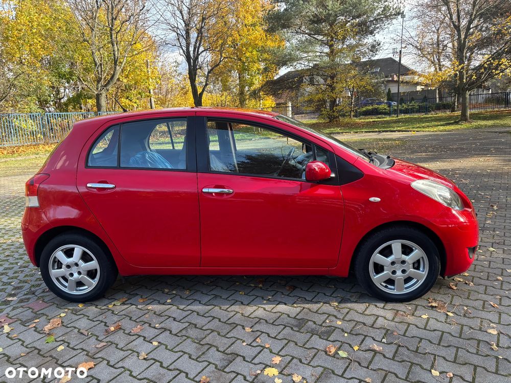 Toyota Yaris - 9