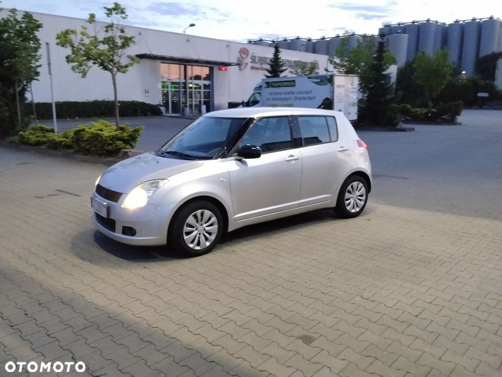 Suzuki Swift - 22