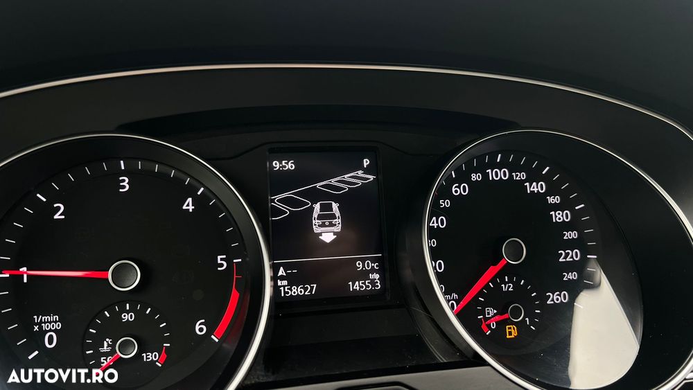 Volkswagen Passat - 13