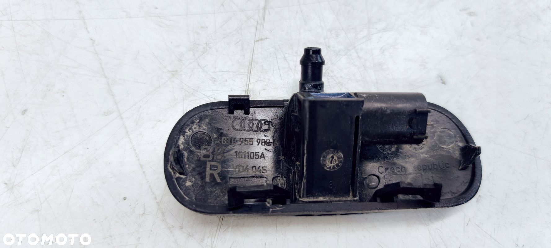 DYSZA SPRYSKIWACZA PRAWA AUDI A4 B8 A5 8T0955988B - 3