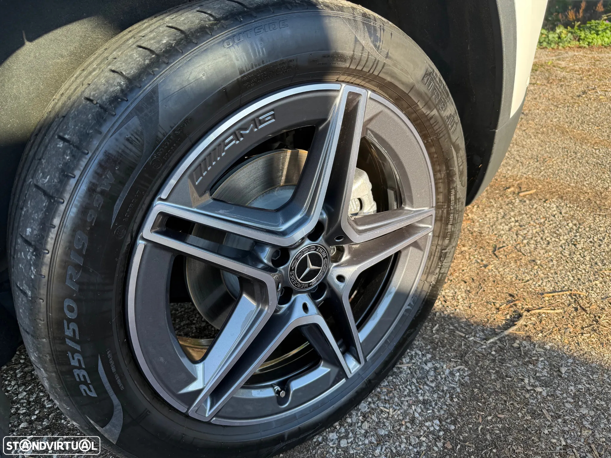 Mercedes-Benz GLA 250 e AMG Line - 25