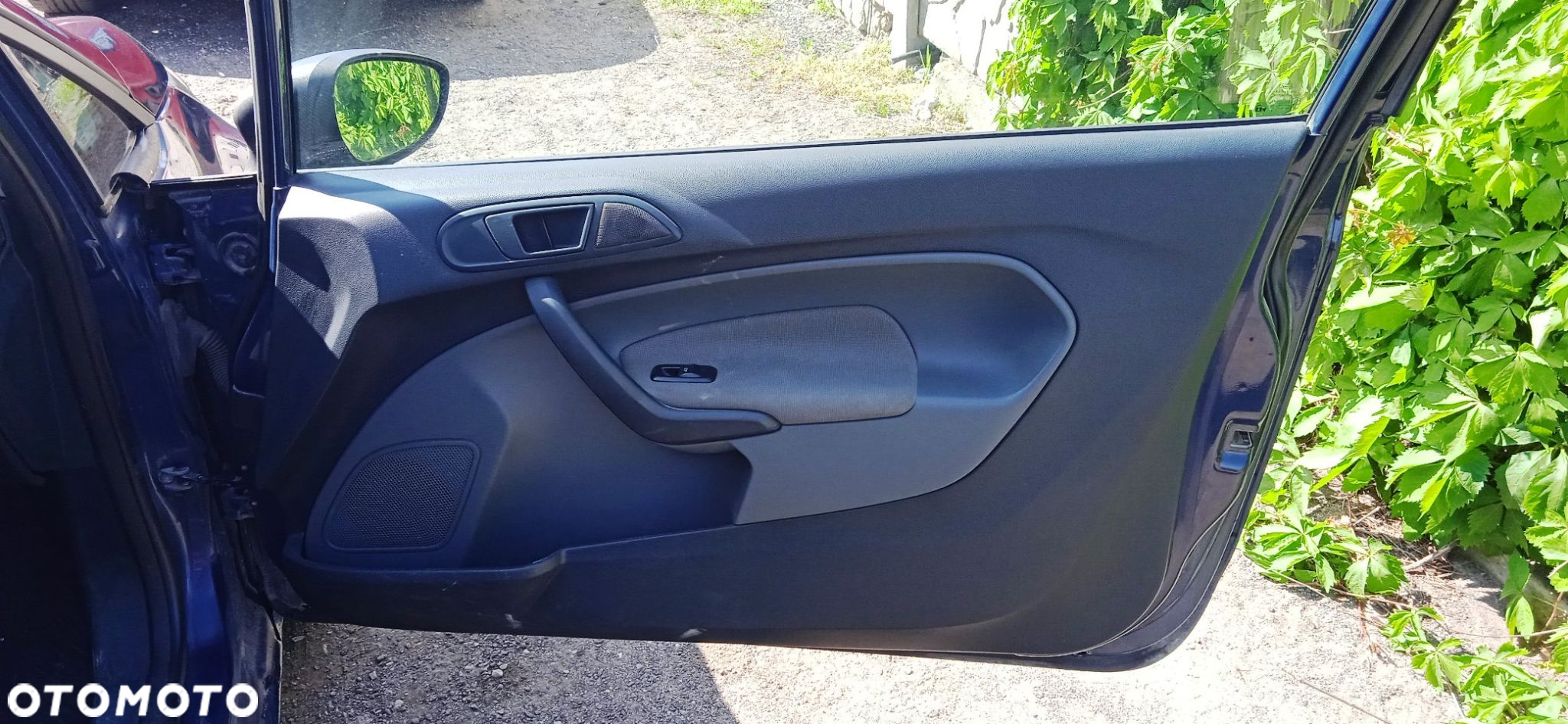 Boczki drzwi panel szyb lusterek Ford Fiesta MK7 3D - 2