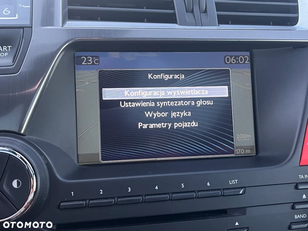Citroën DS5 e-HDi 115 EGS6 SoChic - 27