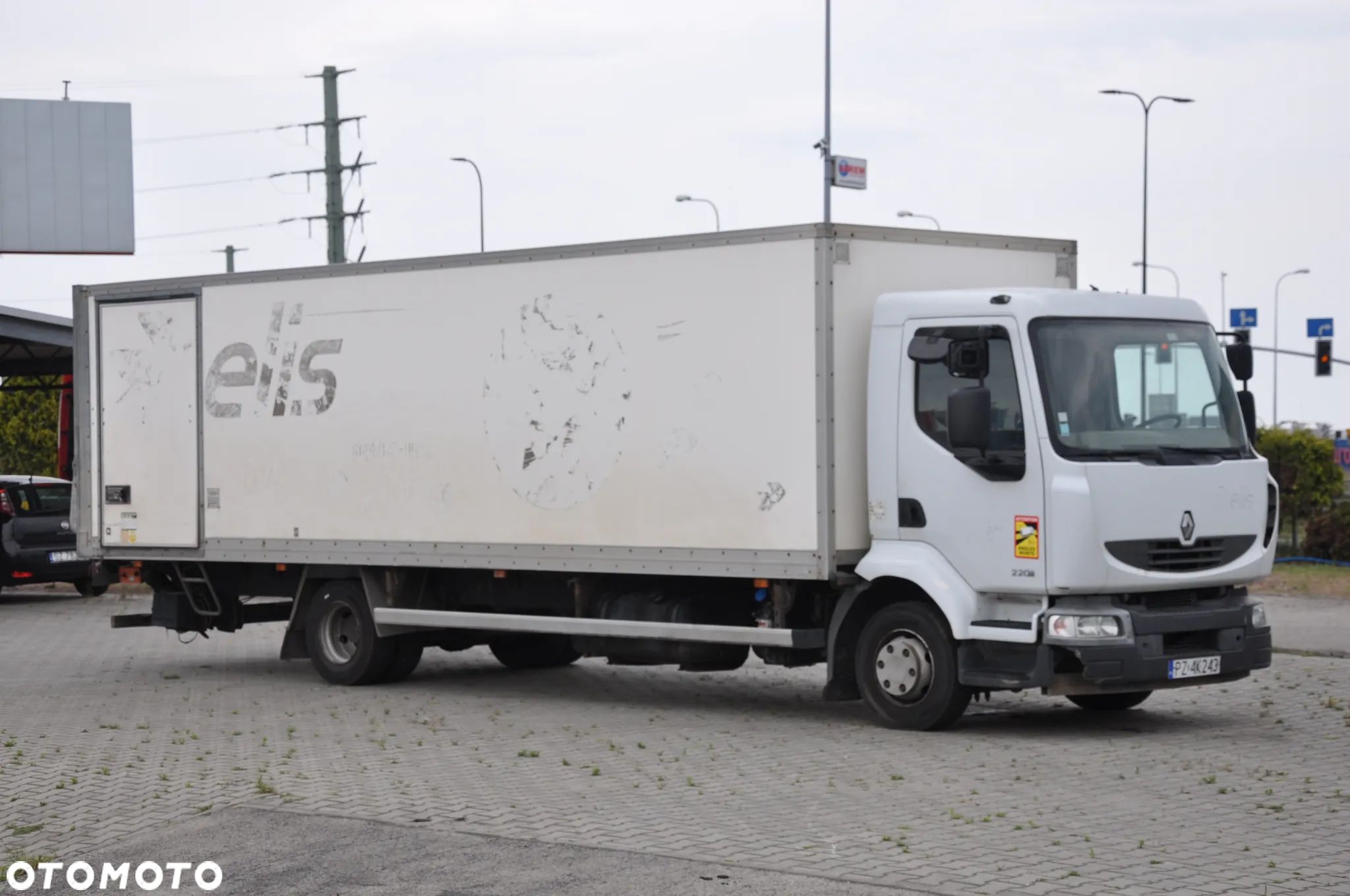 Renault MIDLUM 12.220 dł kontenera 7,90m - 1