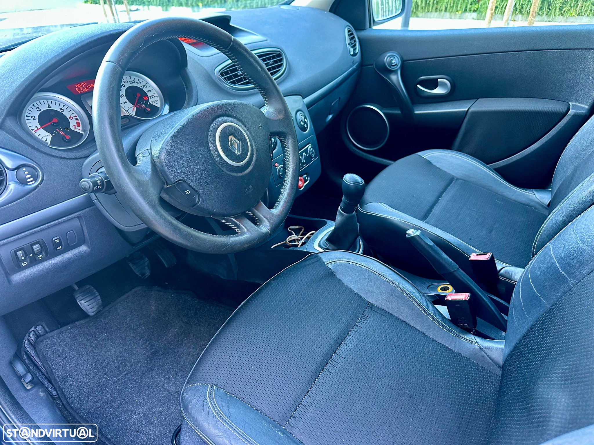 Renault Clio 1.2 TCE Luxe - 8