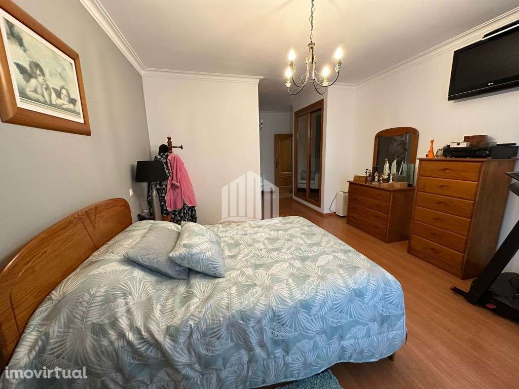 T3 com Terraço na Baixa da Banheira - Espaço, Estilo e Funcionalidade - Grande imagem: 5/25