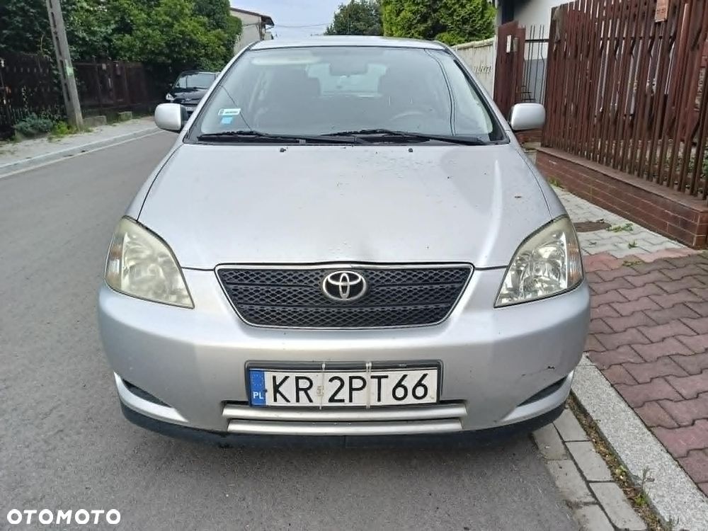 Toyota Corolla - 3