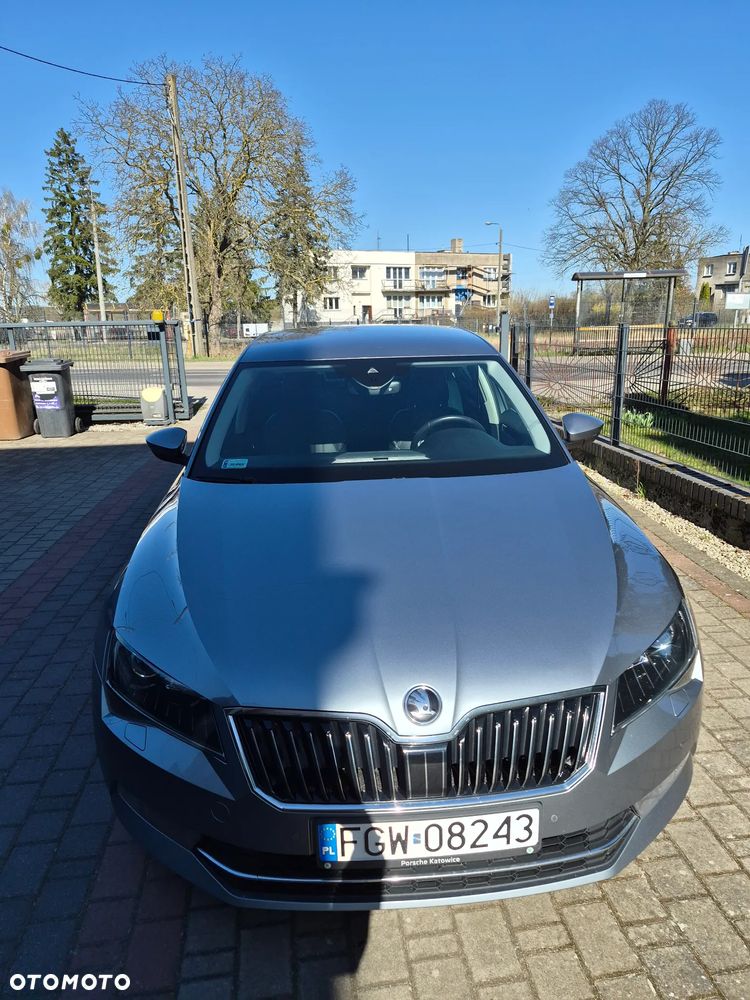 Skoda Superb 2.0 TDI SCR 4x4 L&K DSG - 1