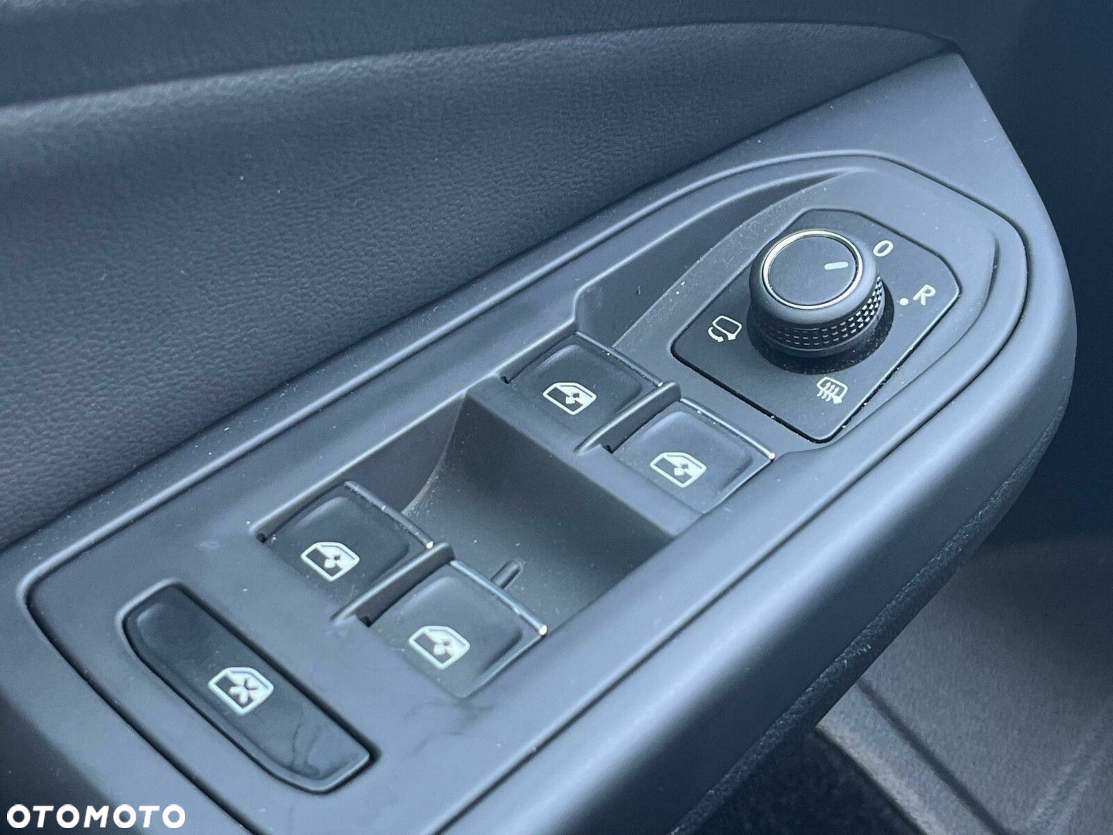 Volkswagen Golf VIII 1.5 TSI - 16