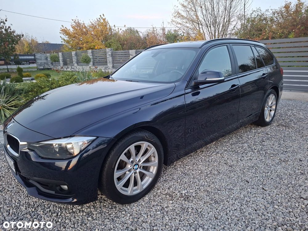 BMW Seria 3 318d Luxury Line - 21