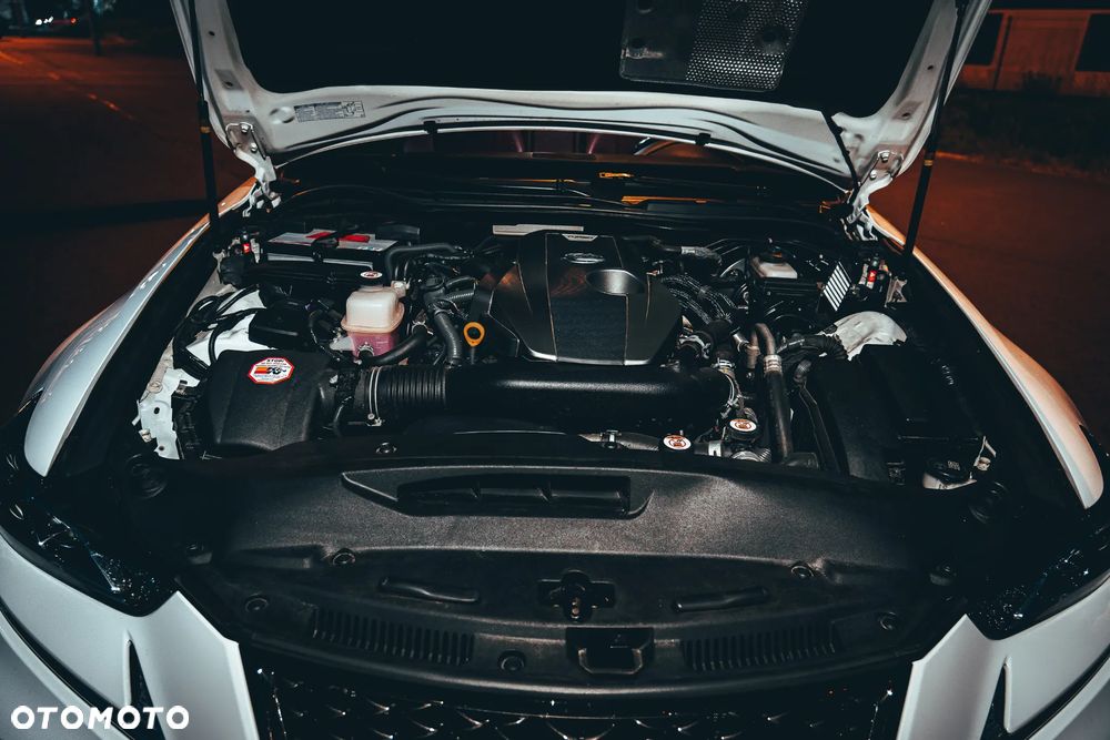 Lexus IS 200t F Sport - 40