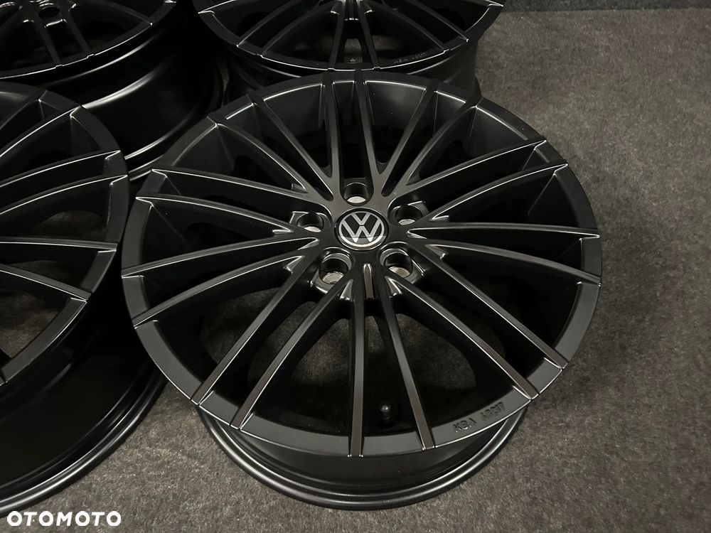 Alufelgi VW Arteon, Passat B8, B7, Sharan, Touran, T-Roc 17 cali 5x112 4szt. Ładne! - 8