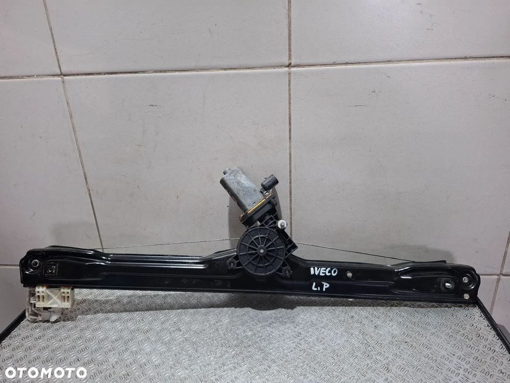 Podnośnik mechanizm szyby lewy przód Iveco Daily 2018 rok nr 5801901053 - 1