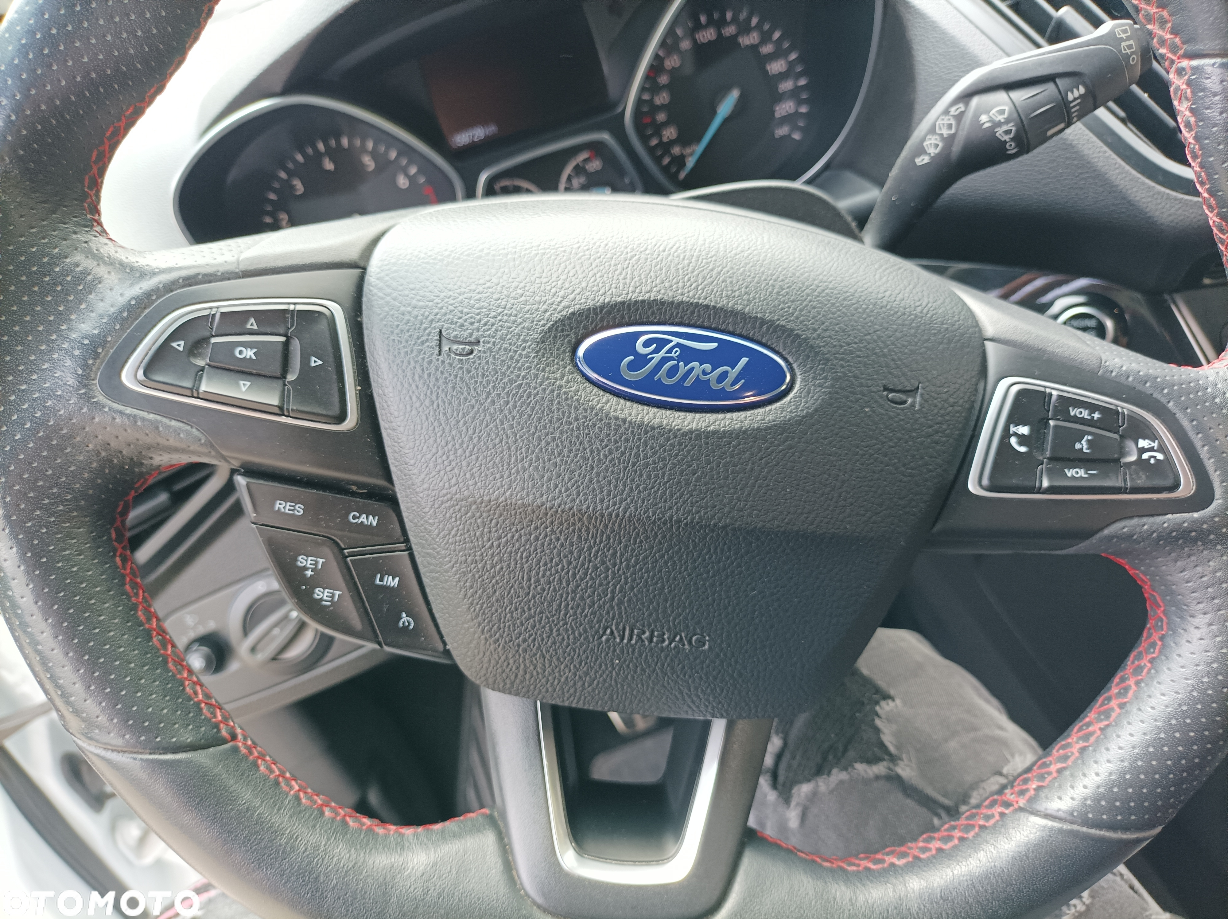 Ford Kuga 1.5 EcoBoost FWD ST-Line ASS MMT6 - 26