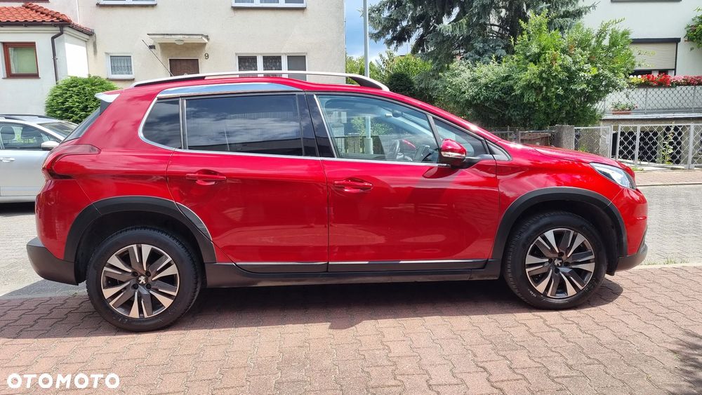 Peugeot 2008 1.2 Pure Tech GPF Allure S&S EAT6 - 8