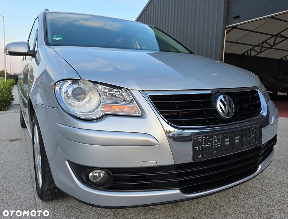 Volkswagen Touran 2.0 TDI DPF Comfortline - 4