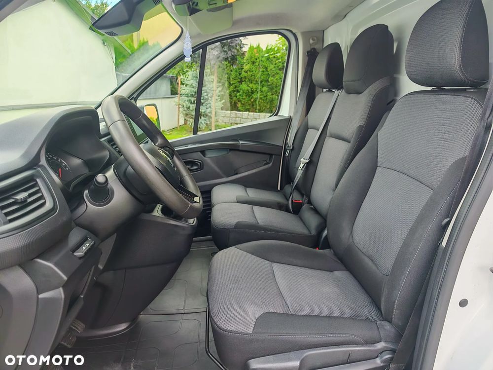Renault Trafic - 18