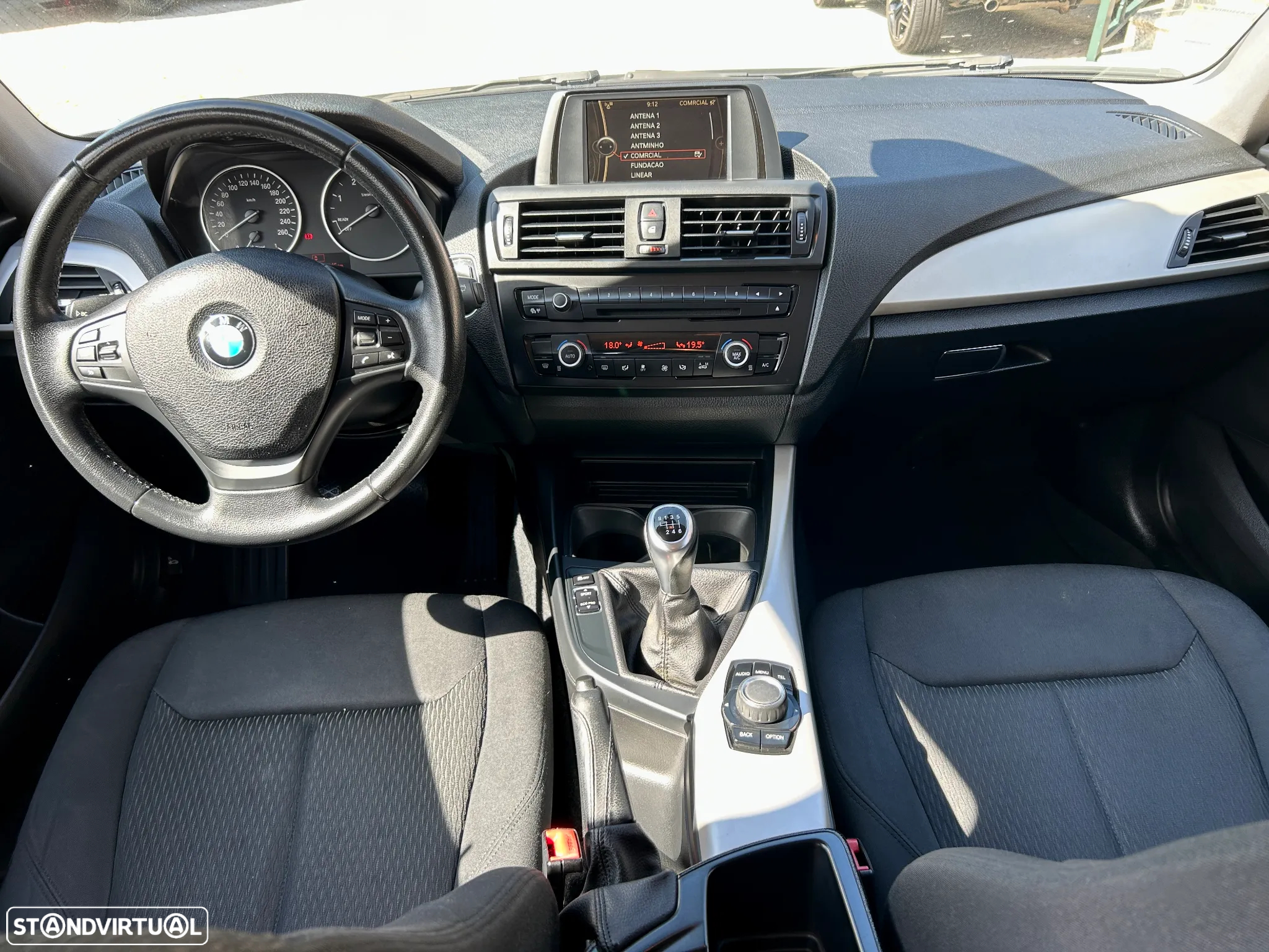 BMW 120 d Line Urban - 19