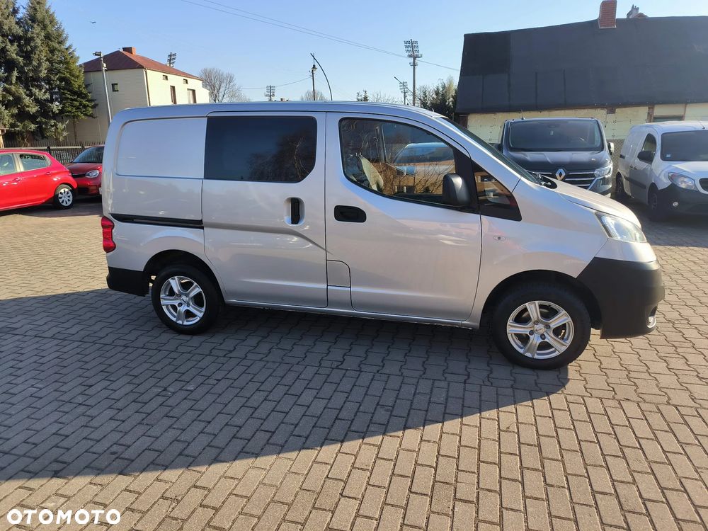Nissan NV200 - 8