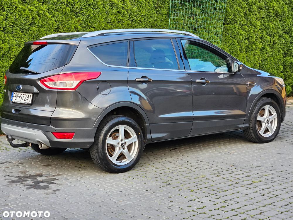 Ford Kuga 2.0 TDCi 2x4 Titanium - 12