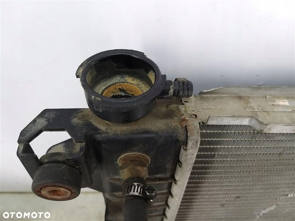 Chłodnica wody Chrysler Voyager III 2.0 B 133KM 1995-2000 990000036 HELLA - 4