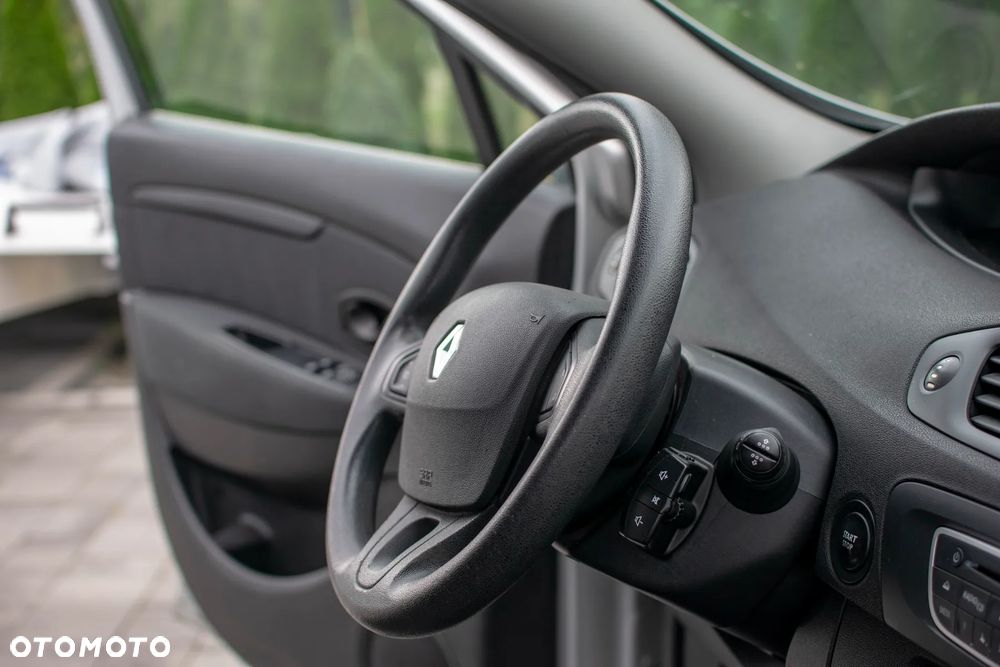 Renault Scenic - 38