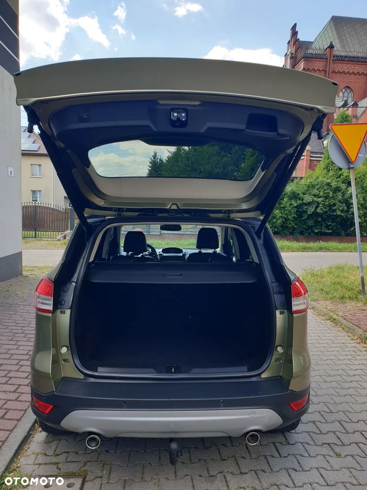 Ford Kuga 2.0 TDCi 4x4 Titanium - 39