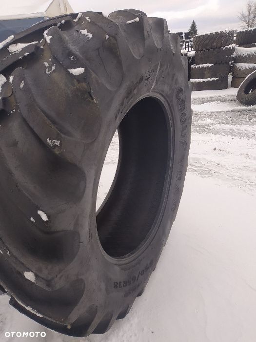 650/65 R38 Goodyear DT820 J215 - 2