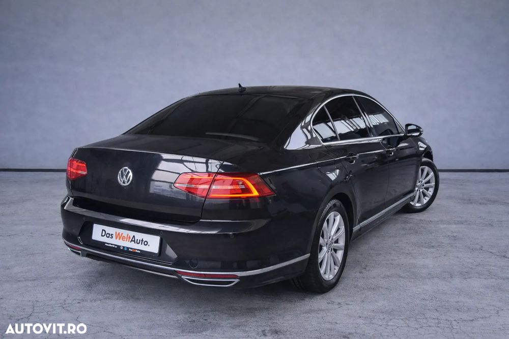 Volkswagen Passat 2.0 TDI DSG 4Motion Highline - 6
