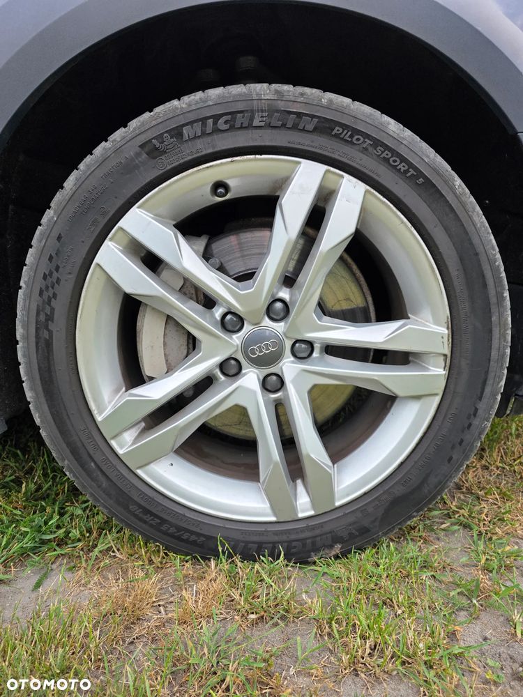 Audi A4 Allroad - 10