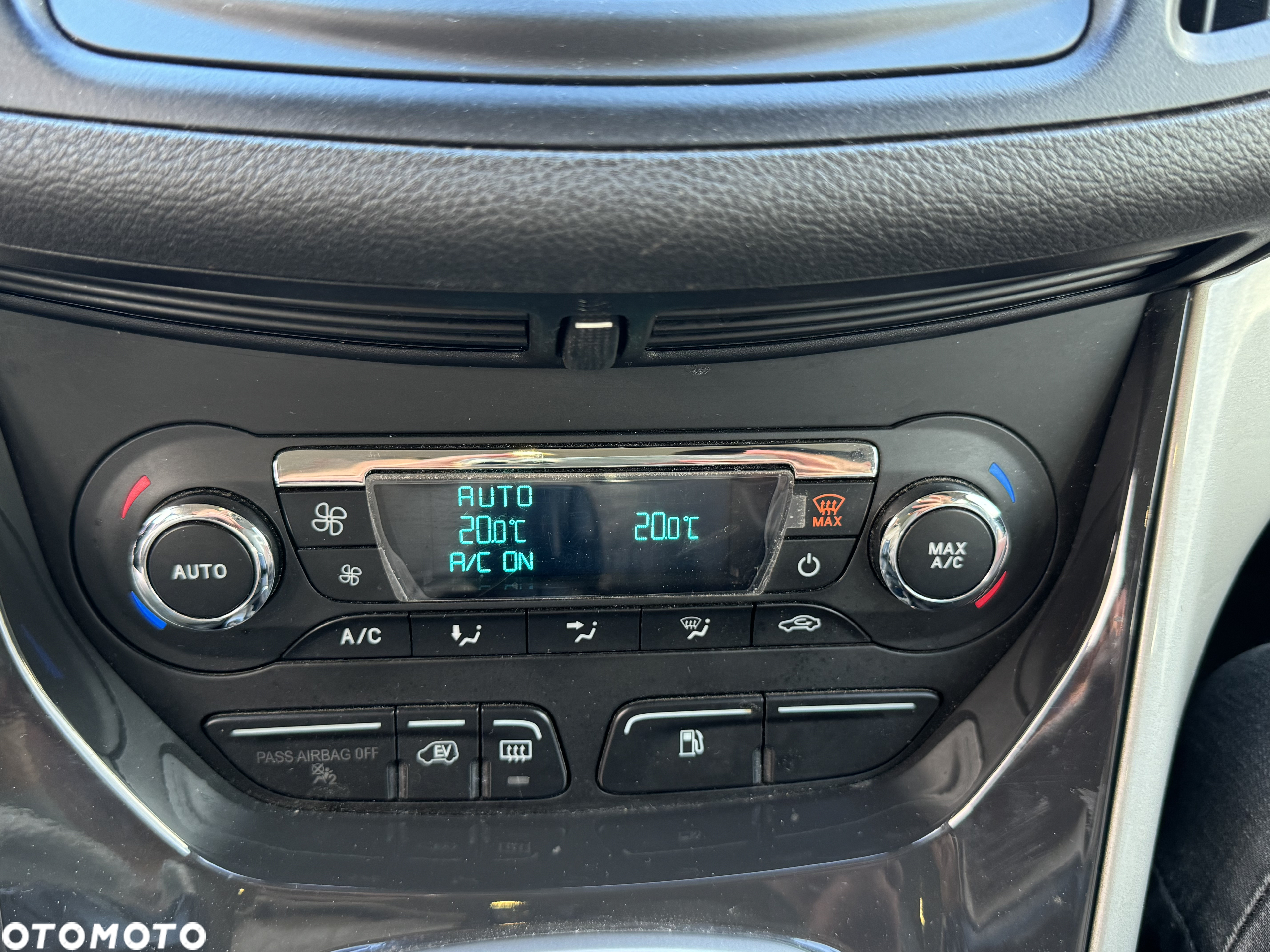 Ford C-MAX 2.0 ENERGI CVT - 19