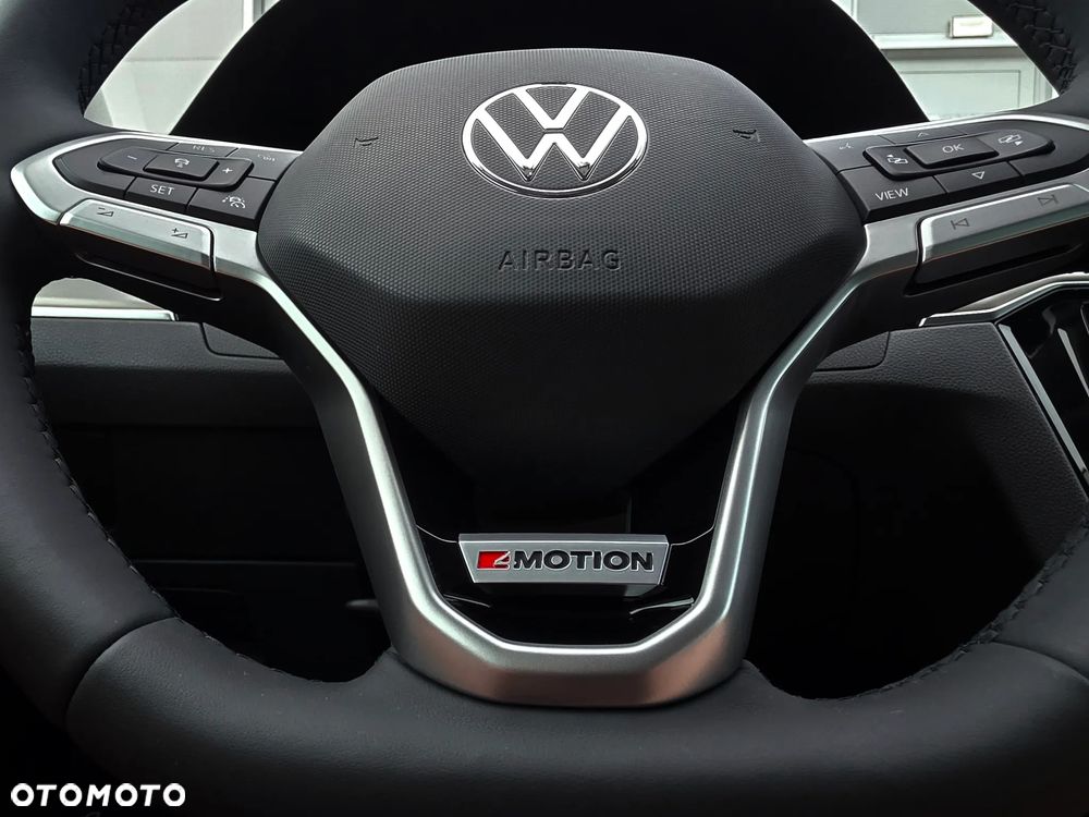 Volkswagen Passat 2.0 TDI Elegance DSG - 23