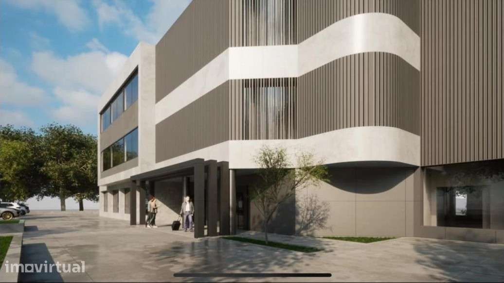 Espaço Comercial amplo para arrendar na ZI Castelo Maia - Grande imagem: 3/21