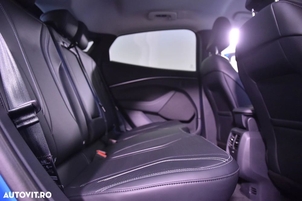 Ford Mustang Mach-E RWD 197 kW Base - 12