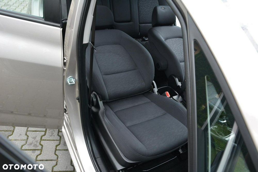 Hyundai ix20 1.6 CRDi blue Comfort - 19