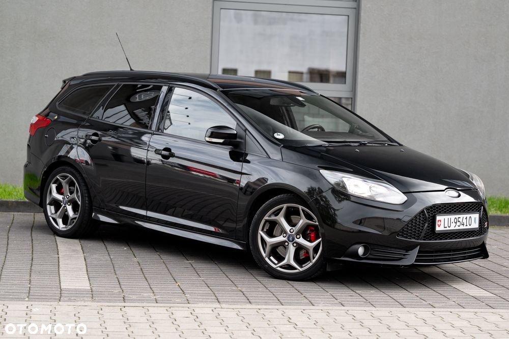 Ford Focus 2013 photo 3