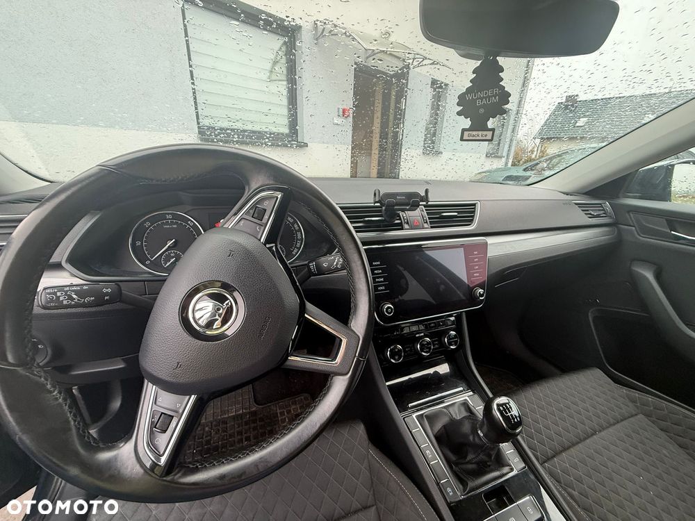 Skoda Superb 2.0 TDI Style - 7