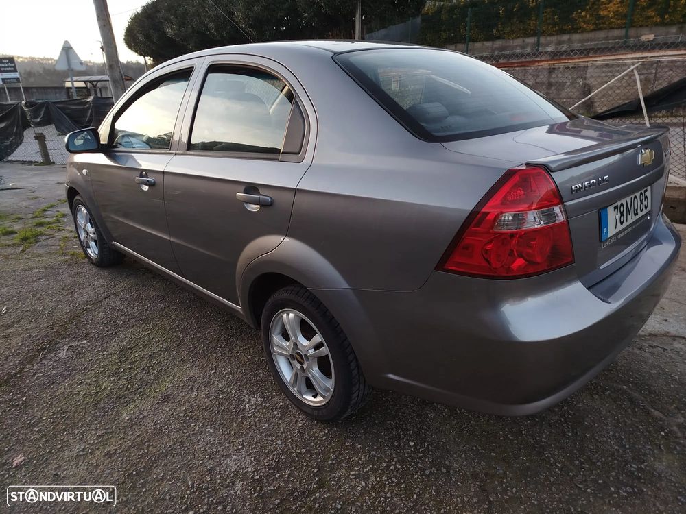 Chevrolet Aveo 1.2 LS - 5