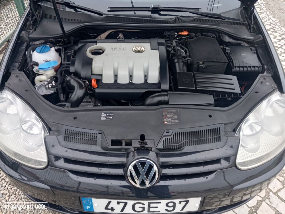 VW Golf 2.0 TDi Confortline - 17