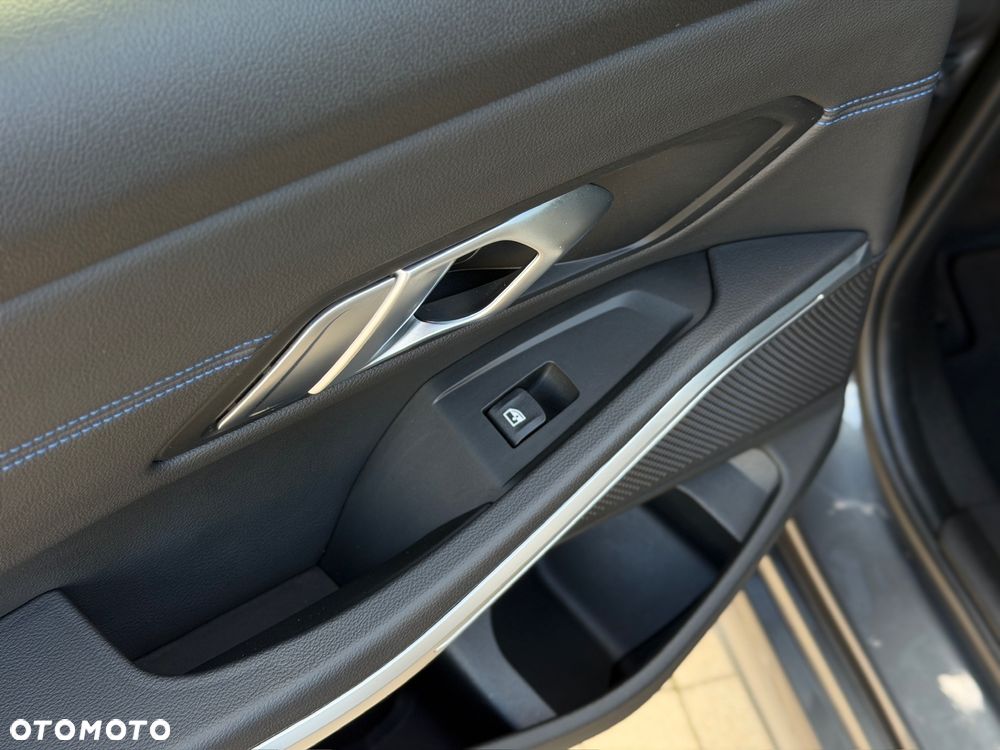 BMW Seria 3 - 15