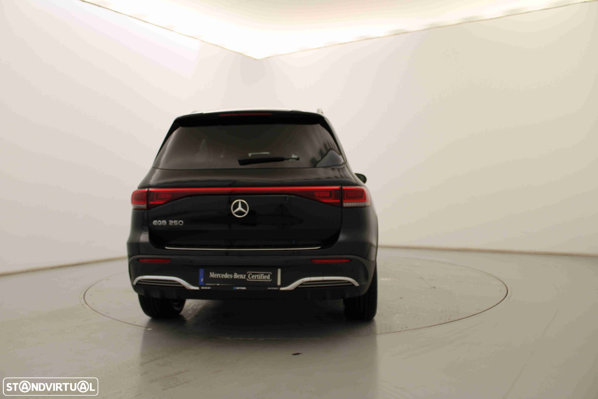 Mercedes-Benz EQB 250 AMG Line - 8